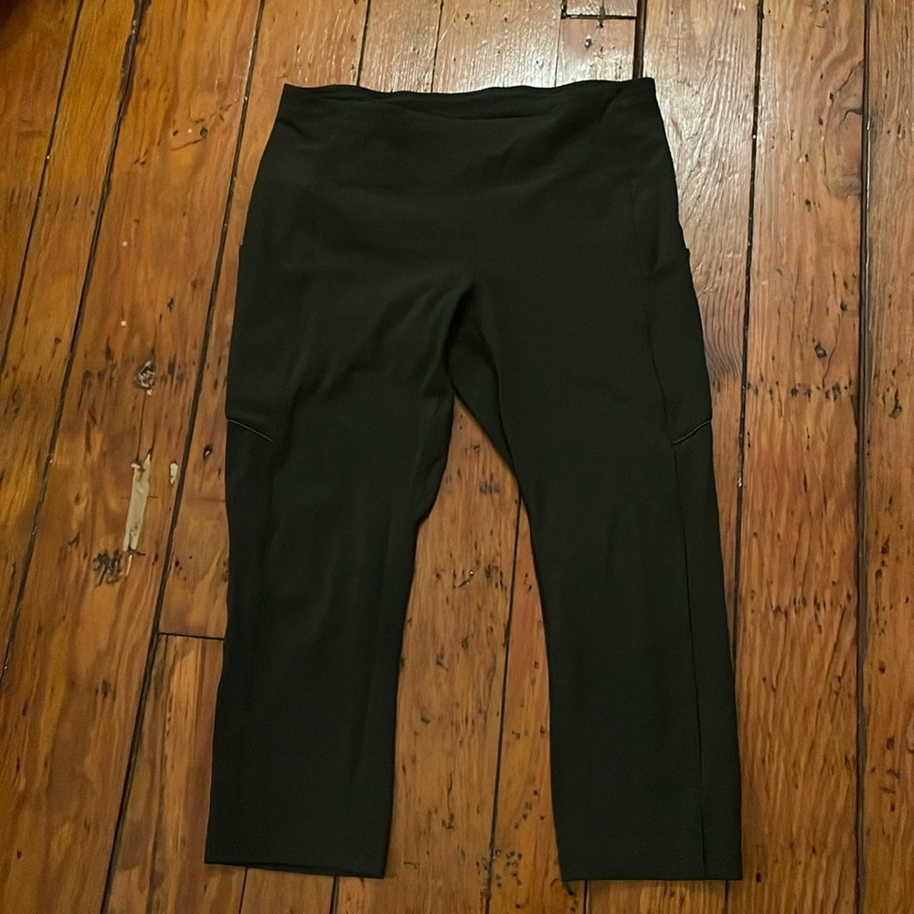 Olive Green Lululemon athletica capri legging size 10